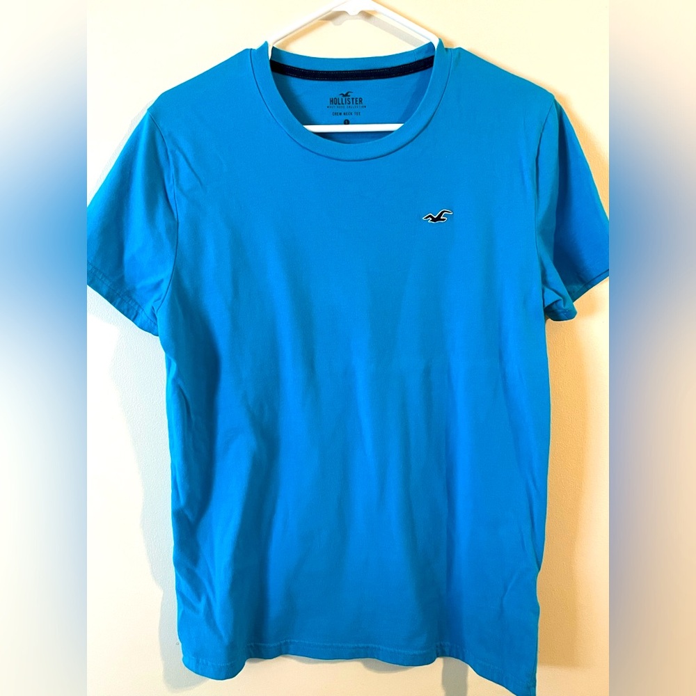 Men’s Hollister T-Shirt, Small